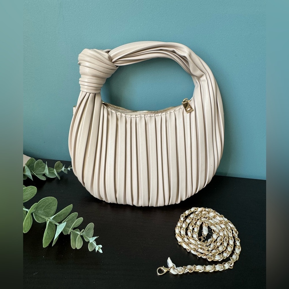 Kelly & Kate Pleated Handbag